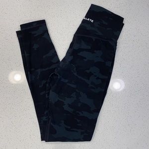 Alphalete Surface Path Legging